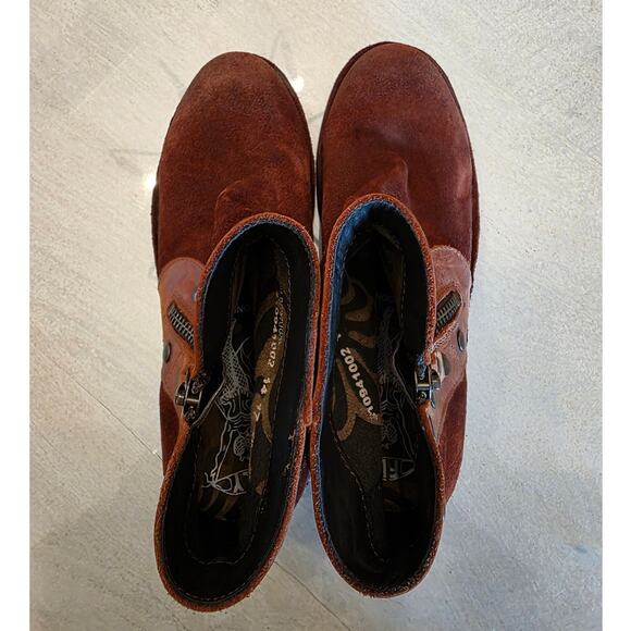 Fly London Duke Women's Ankle Boot Distressed Suede Leather Rust SZ 36 Studs - Picture 7 of 8